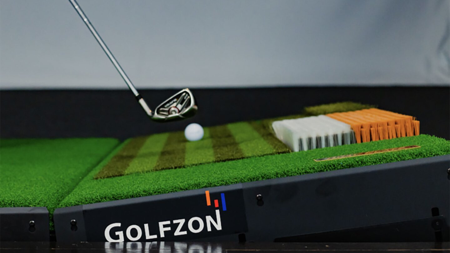 home-golf-simulator-golfzon-golfzonwave-launch-monitor-sim