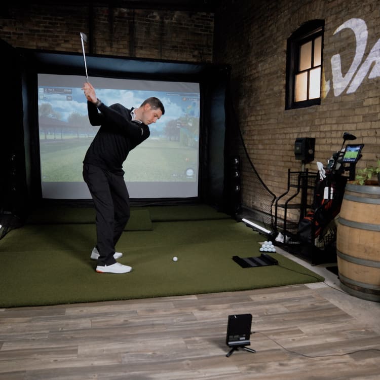 home-golf-simulator-launchmonitor-golfzon-golfzonwave